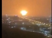 Порт Дубаи сотряс сильнейший взрыв, пламя было видно со всего города (видео)