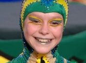 "Україна має талант-8": гуттаперчевая девочка повергла в шок (Видео)