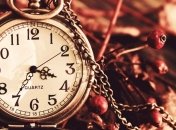 В эти выходные украинцы переведут часы на летнее время