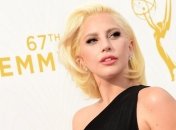 Леди Гага была замечена в объятиях своего парикмахера