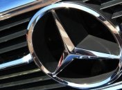 Чистая прибыль российского подразделения Mercedes упала на 33%