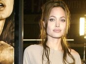 СМИ: Анджелина Джоли кардинально меняет жизнь