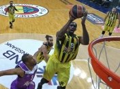 Евролига: "Фенербахче" вырвал победу у "Реала", "Уникс" разгромил "Милан"