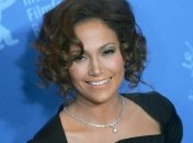 Дженнифер Лопес чувствовала себя комфортно в постельных сценах