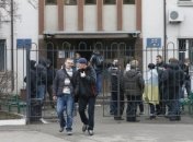 Перипетии со справками из военкомата выглядят странно, но отставить панику