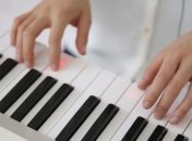 "Умное" пианино способно за 5 минут научить играть 