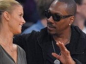 53-летний Эдди Мерфи оказался настоящим сердцеедом 