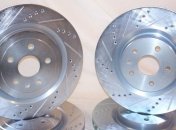 Тормозные диски: менять или точить? (Фото)