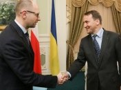 Сикорский рассказал, как должны проходить выборы в Украине