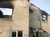 На Ривненщине от удара молнии сгорел дом полицейского