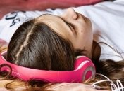 Помогает ли музыка заснуть: результаты опроса участников исследования (Видео)