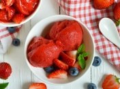 Яскравий, насичений, освіжаючий десерт