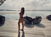 Жена украинского футболиста засветила пышную грудь (фото)