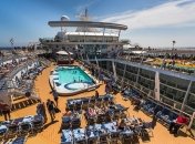 Город на воде: самый большой круизный лайнер в мире (Фото)