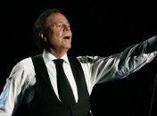 Хулио Иглесиас планирует выступление в Киеве 30 марта