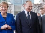 Путин и Меркель в Берлине поговорили на русском языке: видео