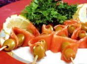 Закуска из рыбы и оливок