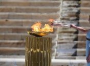 В Афинах прошла церемония передачи олимпийского огня (Фото, Видео)