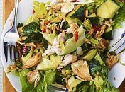 Куриный салат по-азиатски