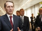 Лидер демократов требует объяснений, зачем в США приезжал Нарышкин