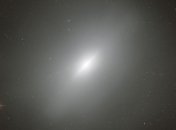 Телескоп Hubble сделал снимок эллиптической галактики NGC 3610  