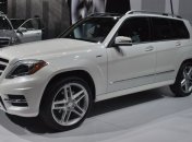 Mercedes-Benz GLK получит твин-турбо "восьмерку"