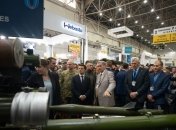 Зеленский посетил выставку военной техники "Оружие и безопасность"