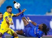 В Саудовской Аравии команда забивает только ударами через себя (видео)