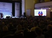 Порошенко: Озлобленный на весь мир Путин стал угрозой не только для украинцев