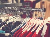 Не стоит покупать поясные сумки и велосипедки