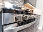 Плита завжди виглядатиме чистою та новою