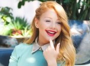 Тина Кароль засветила роскошную фигуру в летнем образе