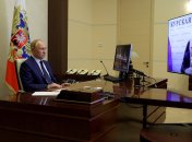 Путин во время совещания по Курщине