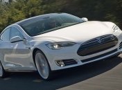 Илон Маск научит свои электрокары говорить с пешеходами (Видео)