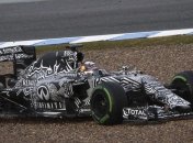 Звук новых моторов Формулы-1 не стал громче