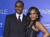 Дочь Уитни Хьюстон отвезут домой умирать