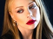 Кияни виконали пісню Тіни Кароль "Україна - це ти" з балконів 