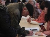 Выборы в Мариуполе: полиция получила 21 сообщение о нарушениях