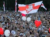 В Минске митинг главной соперницы Лукашенко собрал рекордное количество людей: фото и видео