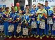 Порошенко обещает заложить больше денег для олимпийцев