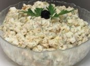 Закуску можна подавати як салат або мастити на грінки