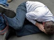 На Уманщині голова місцевої фракції "Слуги народу" побив депутата-волонтера на могилі батька