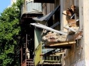 Пенсионерка с балконом упала на пешеходную зону