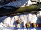 СБУ виявила у Луганській області два сховки бойовиків