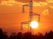 В главу Нацкомиссии по тарифам во время заседания бросили ботинком (Видео)