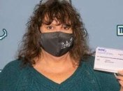 Женщина выбросила лотерейный билет с выигрышем в миллион, но все равно получит деньги