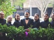 Традициям наперекор: невеста вышла замуж в черном свадебном платье (Фото)