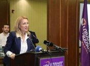 Новый министр труда Армении покинула свой пост 