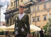 Катя Осадчая порадовала поклонников фотографией в фате