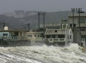 В центральной Японии из-за угрозы тайфуна началась эвакуация